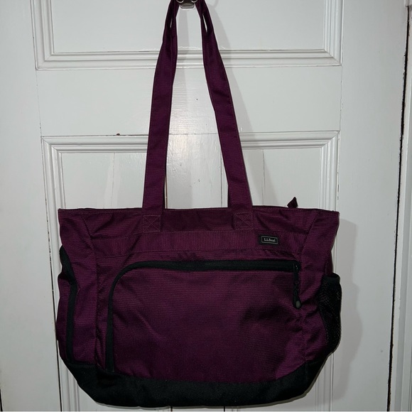 L.L. Bean Handbags - LL Bean Travel Purple Tote Bag. Excellent condition